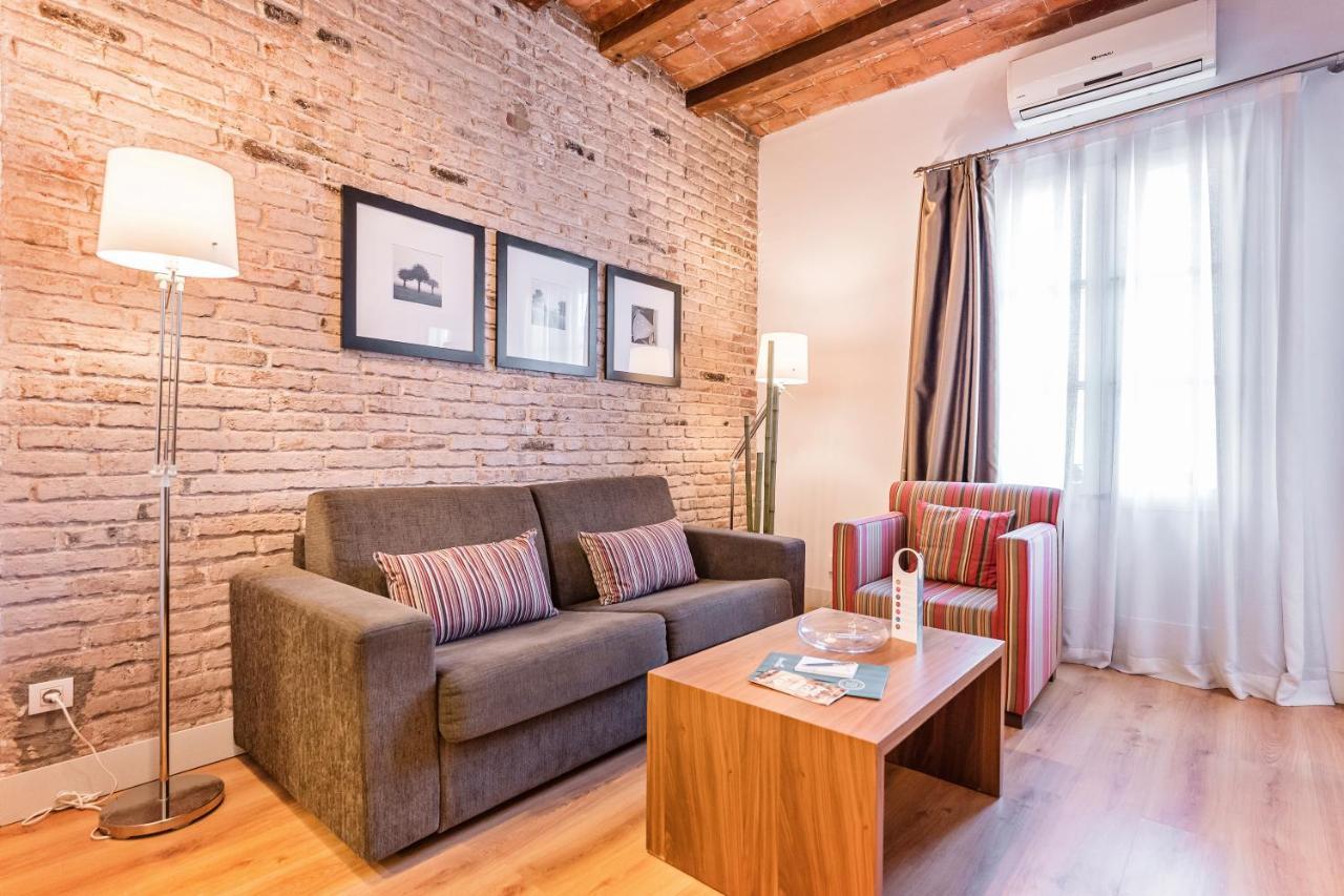 Sweett - Pare Lainez Apartment Barcelona Luaran gambar