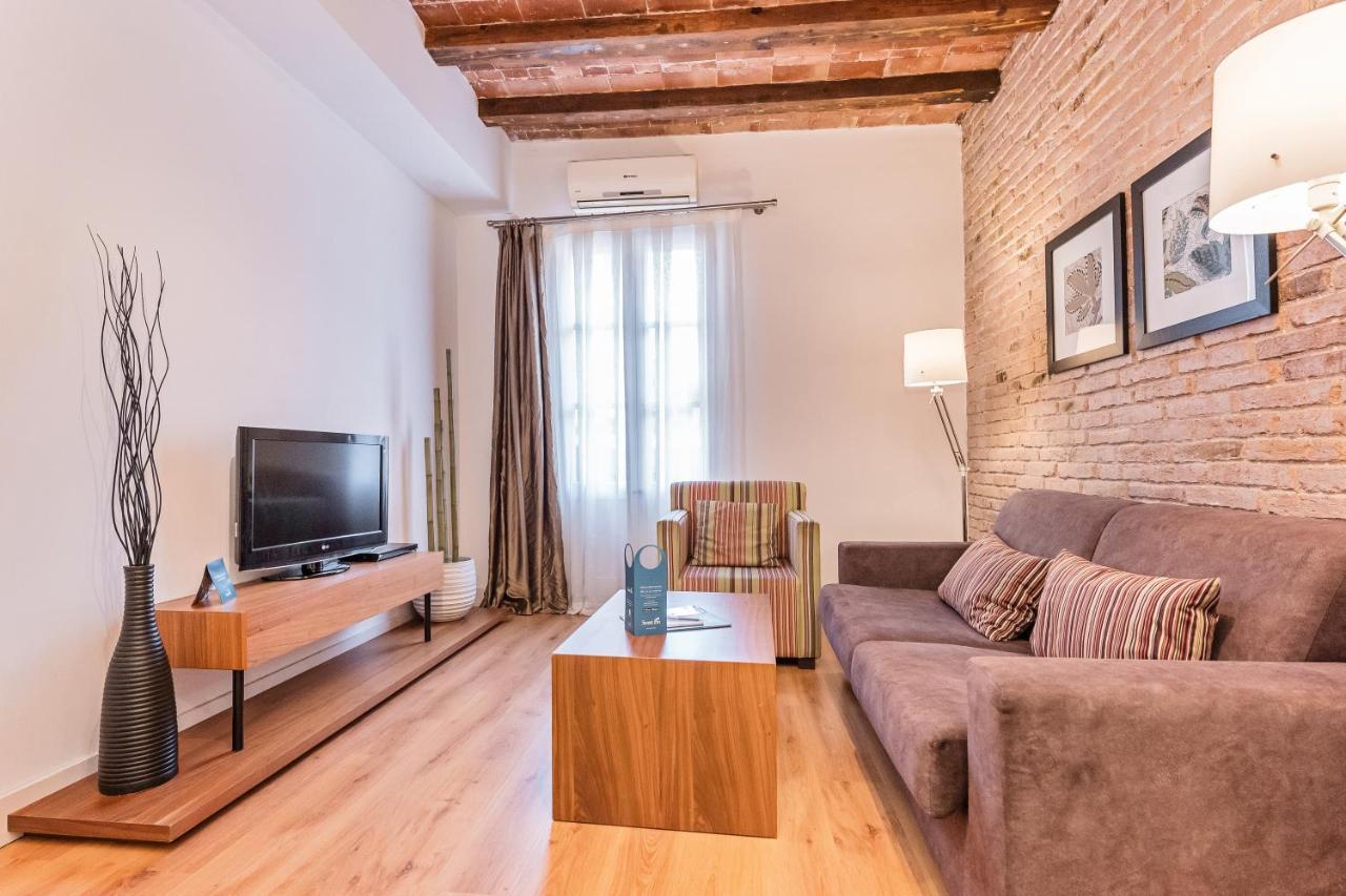 Sweett - Pare Lainez Apartment Barcelona Luaran gambar